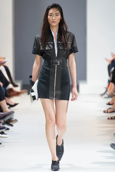 Look 28